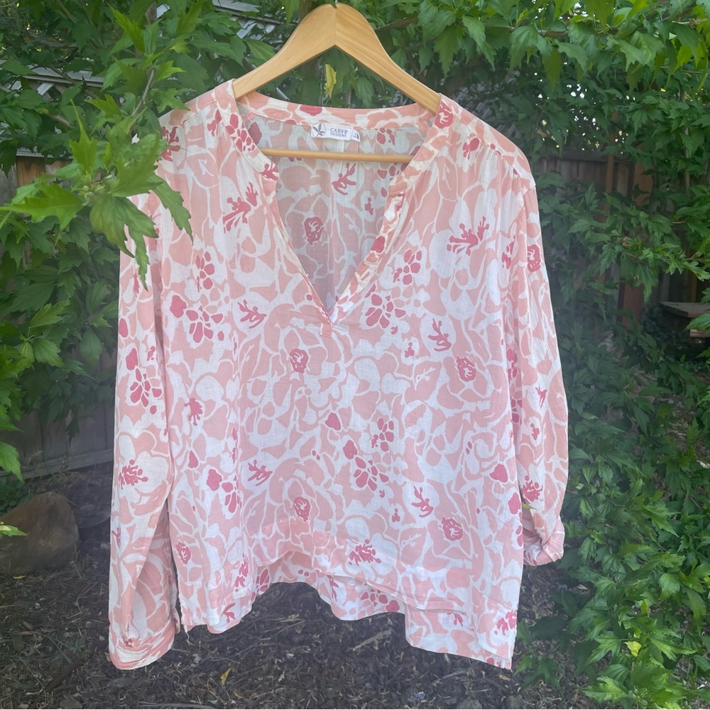 Carve Designs “Dylan” Cotton Gauze Long Sleeve V neck Shirt